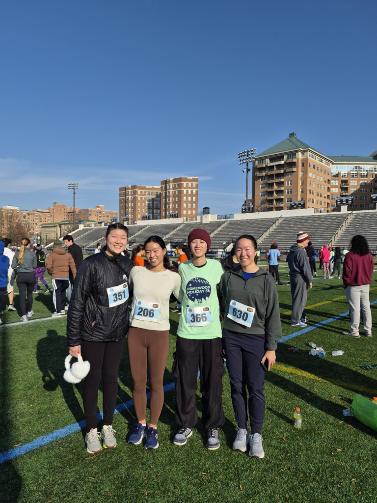 Running the Homewood Holiday 5K with my friends